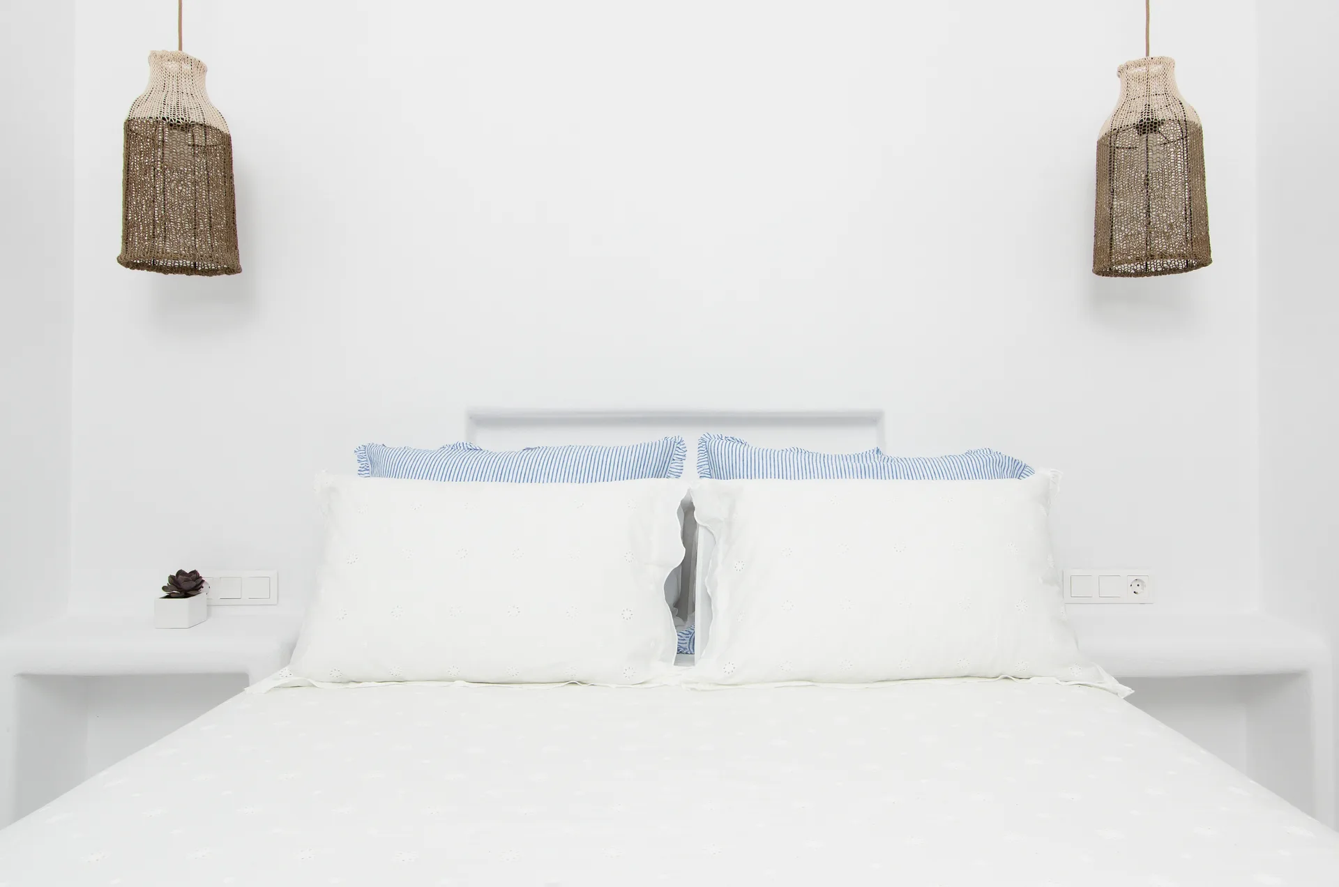 Ili, Naxos — interior — 7
