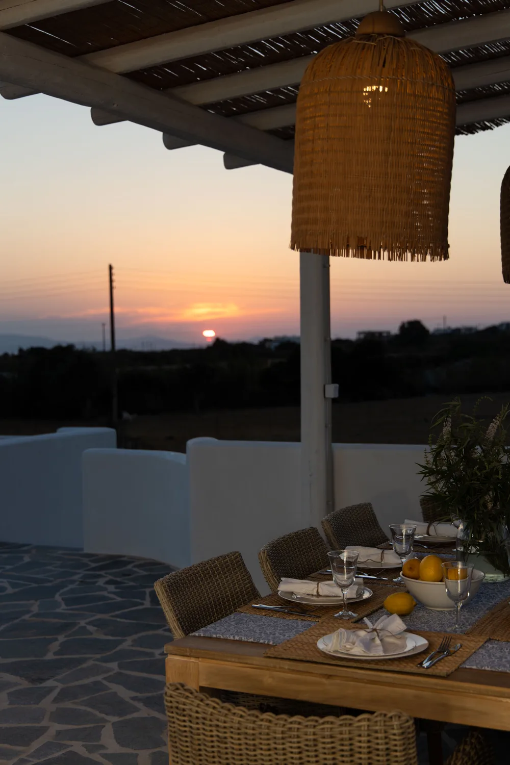 Ili, Naxos — outdoors — 9